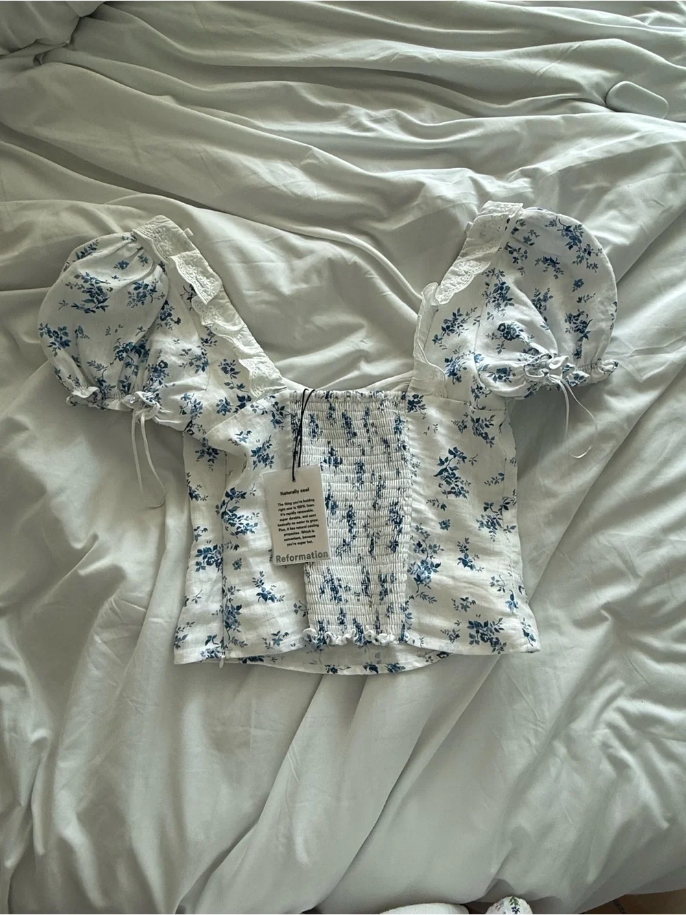 Reformation Alice White Puff Sleeve Top in Orlaya - Blue Floral Print